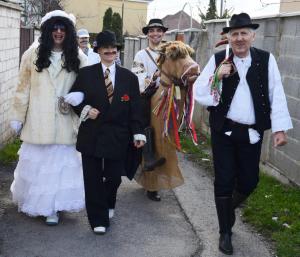 Fašiangový sprievod maškár po dedine - 3.3.2019 1